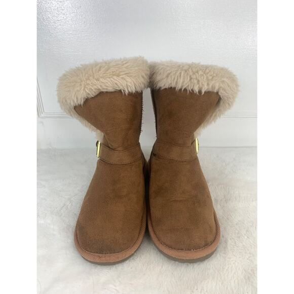 Place Brown Suede Girls Boots With Faux Fur Lining & Buckle Size 2 - Picture 2 of 9
